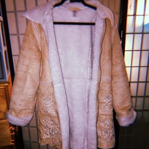 Thin fur jacket with pattern